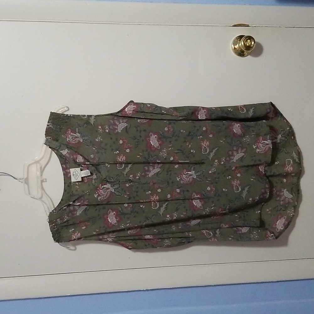 St. John's Bay Sage Green And Floral Sleeveless XL Blouse - Picture 1 of 9